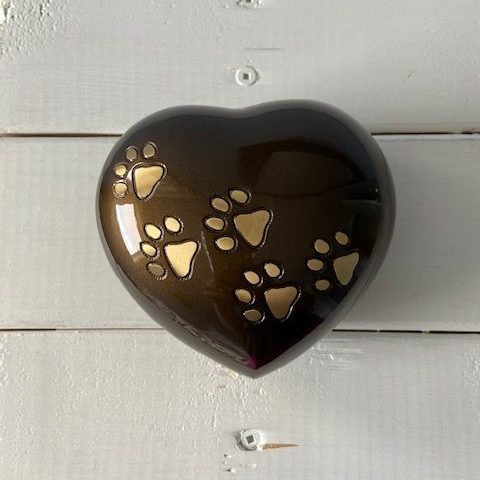 Brass Heart Pet Urn – Bronze